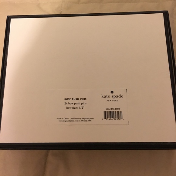 Kate Spade Push Pins - Picture 3 of 4